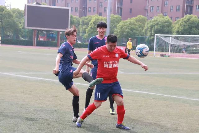 皇马中场困境与贝尔纳多·席尔瓦的崛起